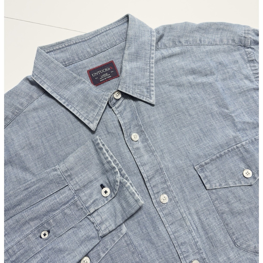 UNTUCKit Men's Button Up Denim Shirt Long Sleeve Size L Stretch Cowboy Chambray